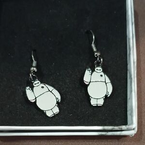 💜Amazon Black and White Character Earrings